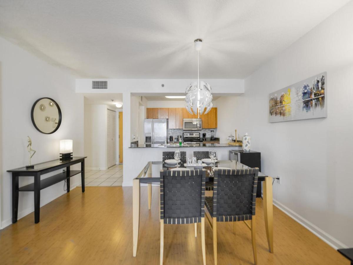 Great Apartment In Brickell Маямі Екстер'єр фото