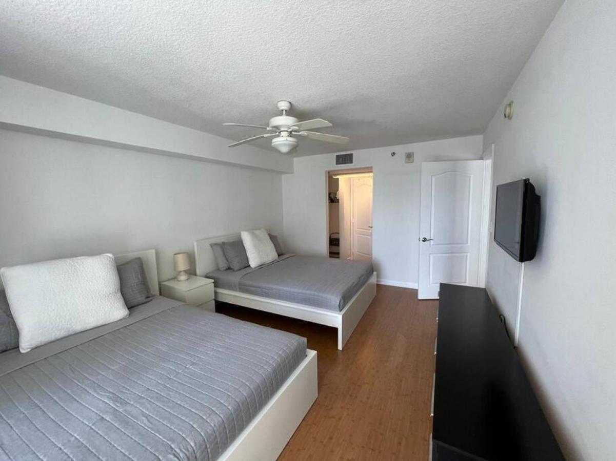 Great Apartment In Brickell Маямі Екстер'єр фото