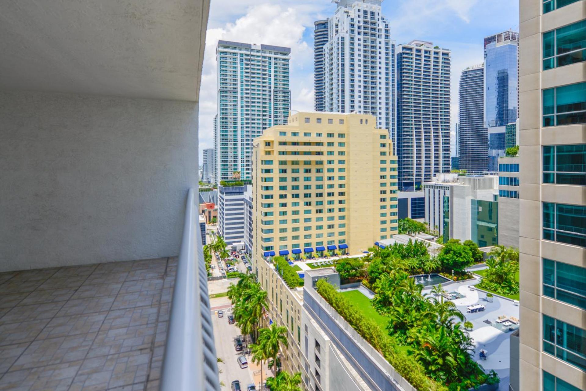 Great Apartment In Brickell Маямі Екстер'єр фото